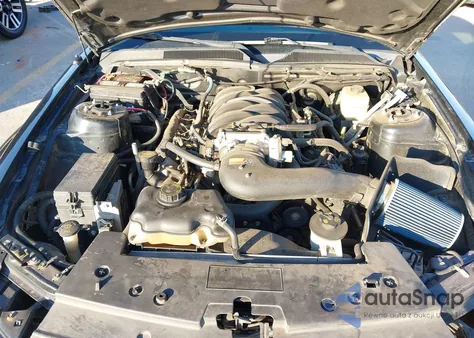 2008 Ford Mustang Gt Deluxe/Gt Premium из США, поврежденный, VIN 1ZVHT82H585185332